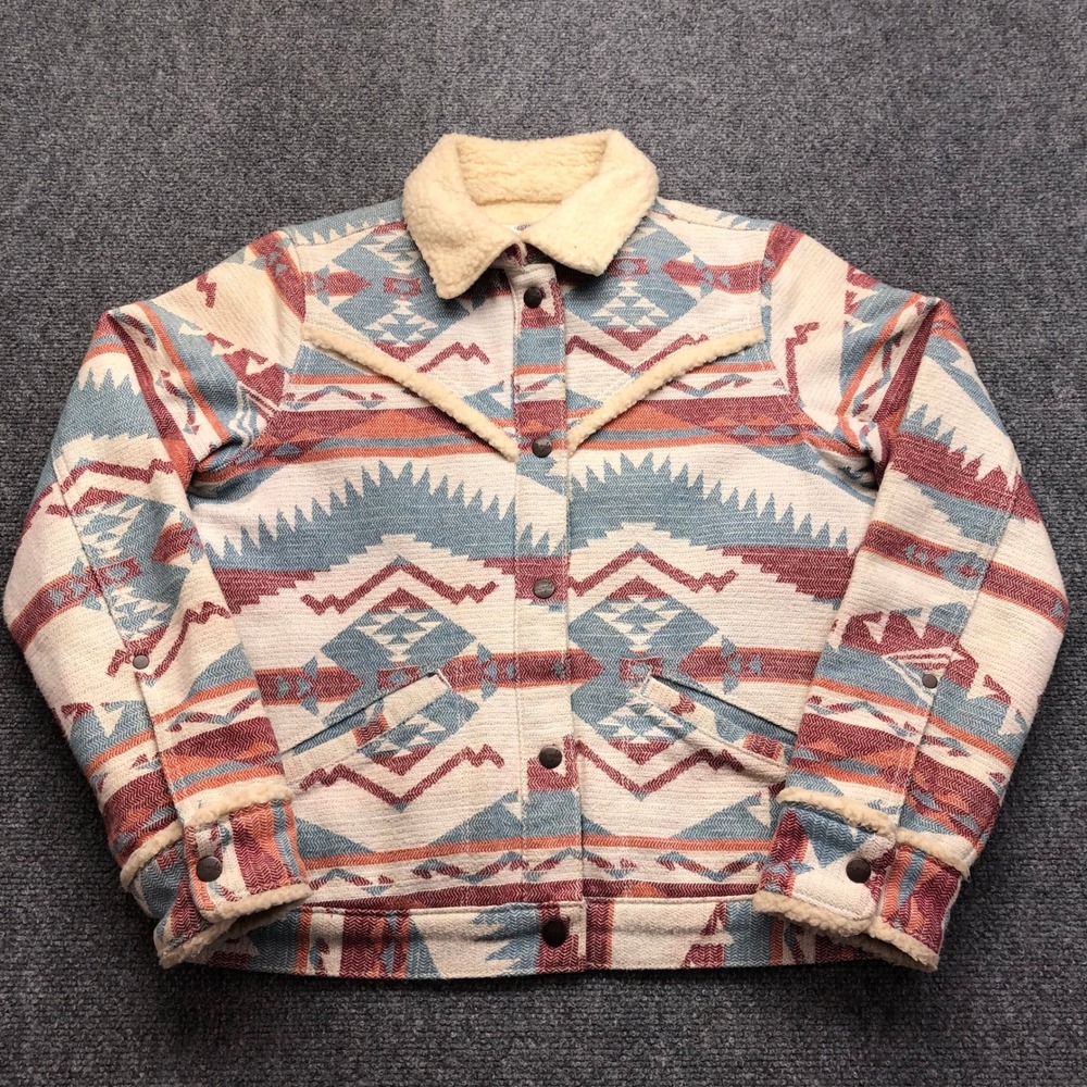 Wrangler Womens Southwestern Jacquard Sherpa Lined Western Jacket  Small